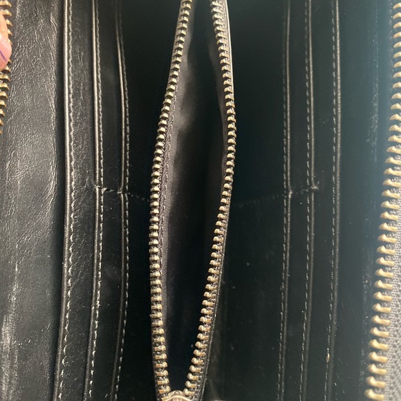 TORY BURCH BLK SHEEN GORG SUEDE MONOCHROME Wallet - Picture 10 of 14